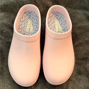 Dansko Kaci Clog